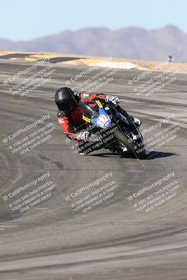 media/Dec-07-2025-CVMA (Sun) [[3e7d2de5dc]]/Race 7-Formula Lightweight Twins Shootout/